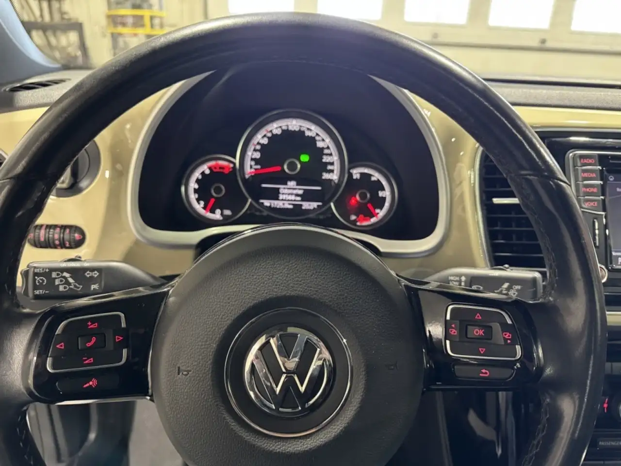 Volkswagen Beetle photo Volkswagen Beetle