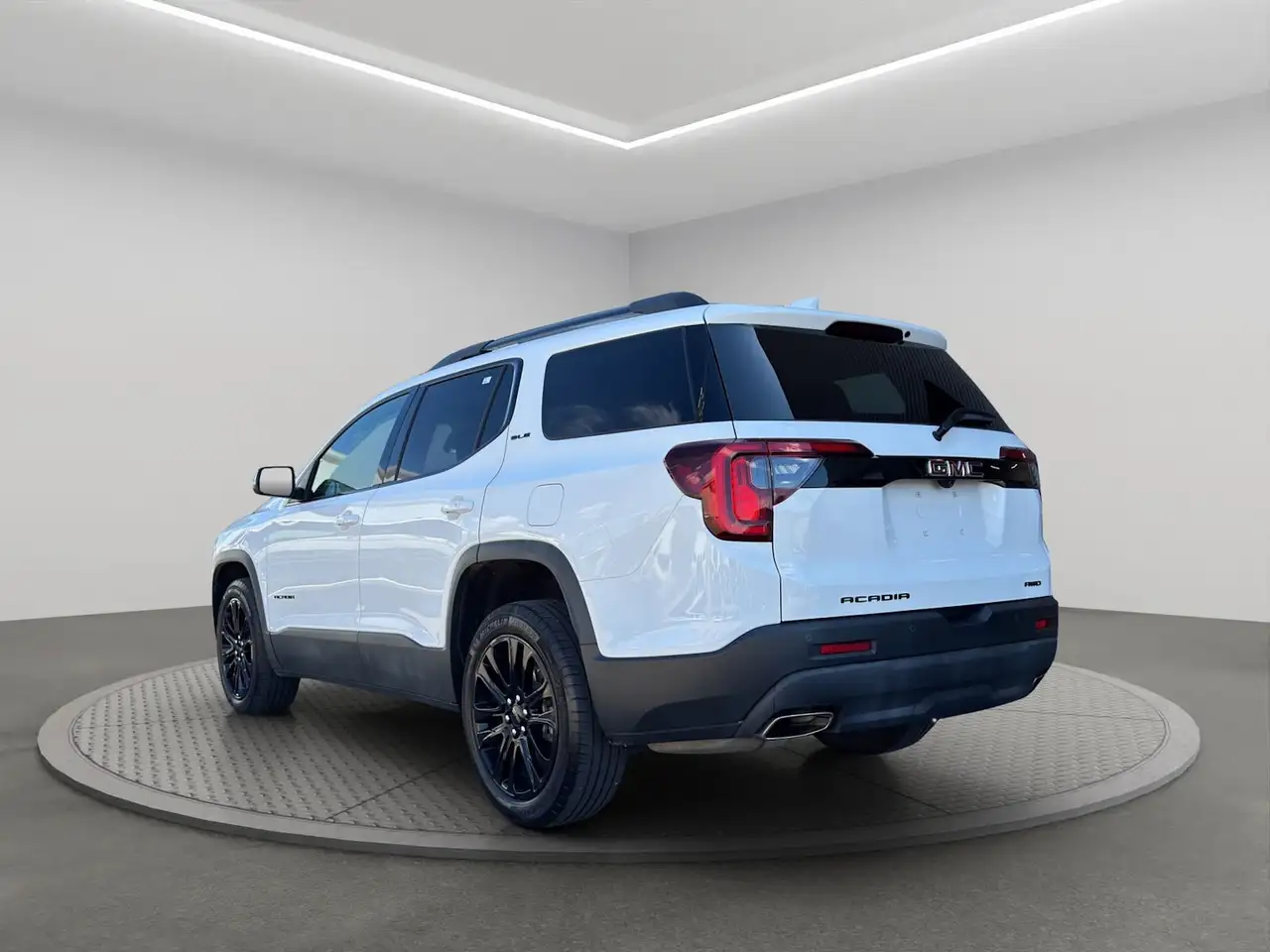 GMC Acadia photo GMC Acadia