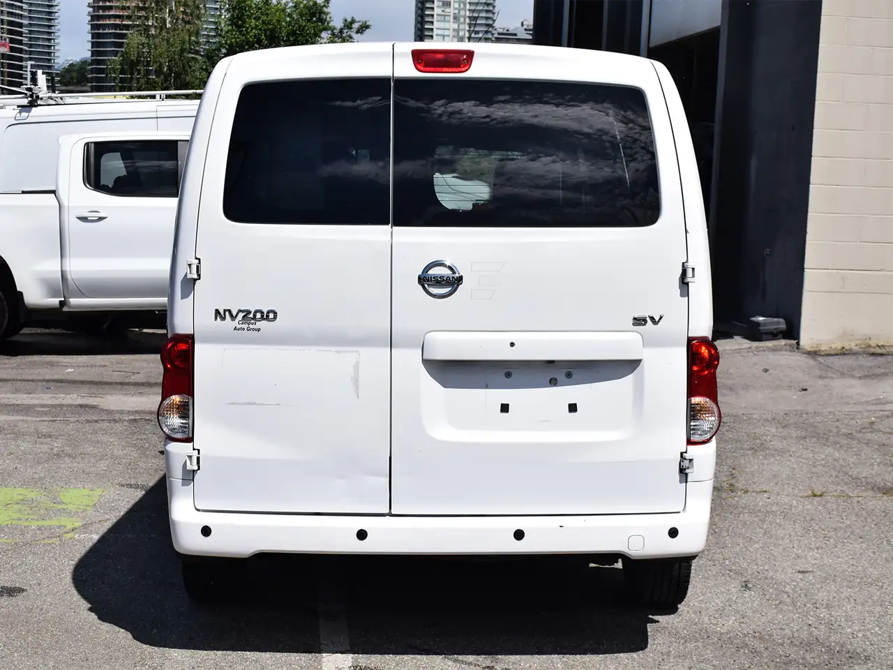 Nissan NV200 снимка Nissan NV200