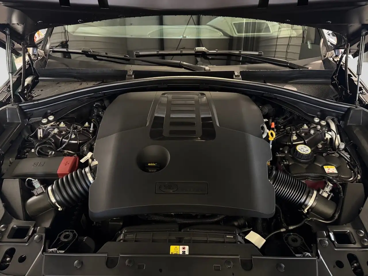 Land Rover Range Rover Velar снимка Land Rover Range Rover Velar