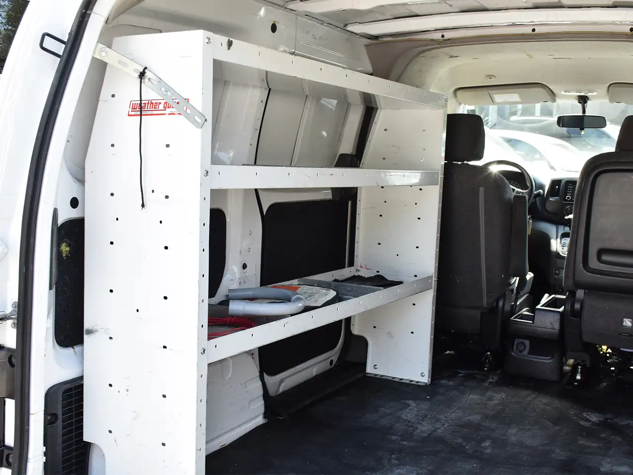 Nissan NV200 снимка Nissan NV200