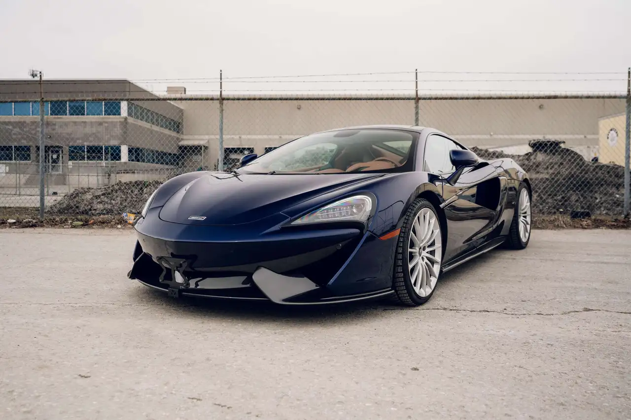 2018 McLaren 570GT