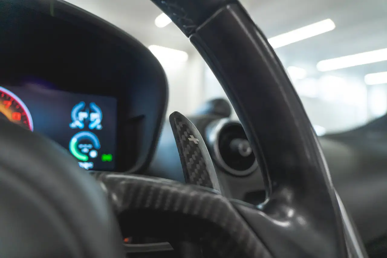 McLaren 570S photo McLaren 570S