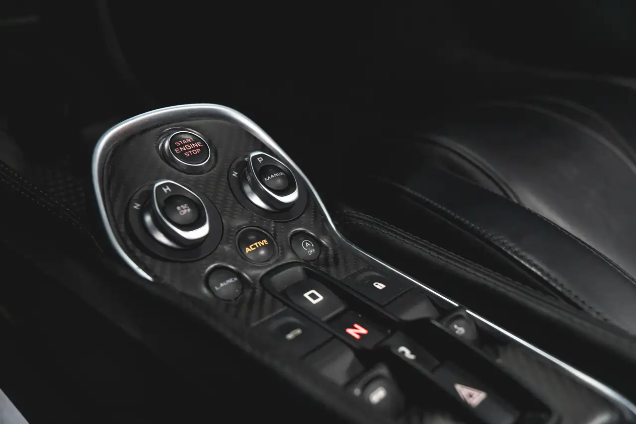 McLaren 570S photo McLaren 570S