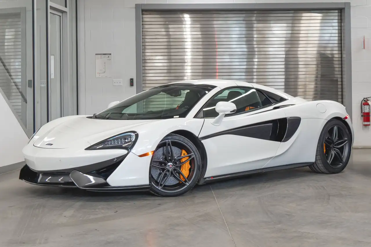 McLaren 570S photo McLaren 570S