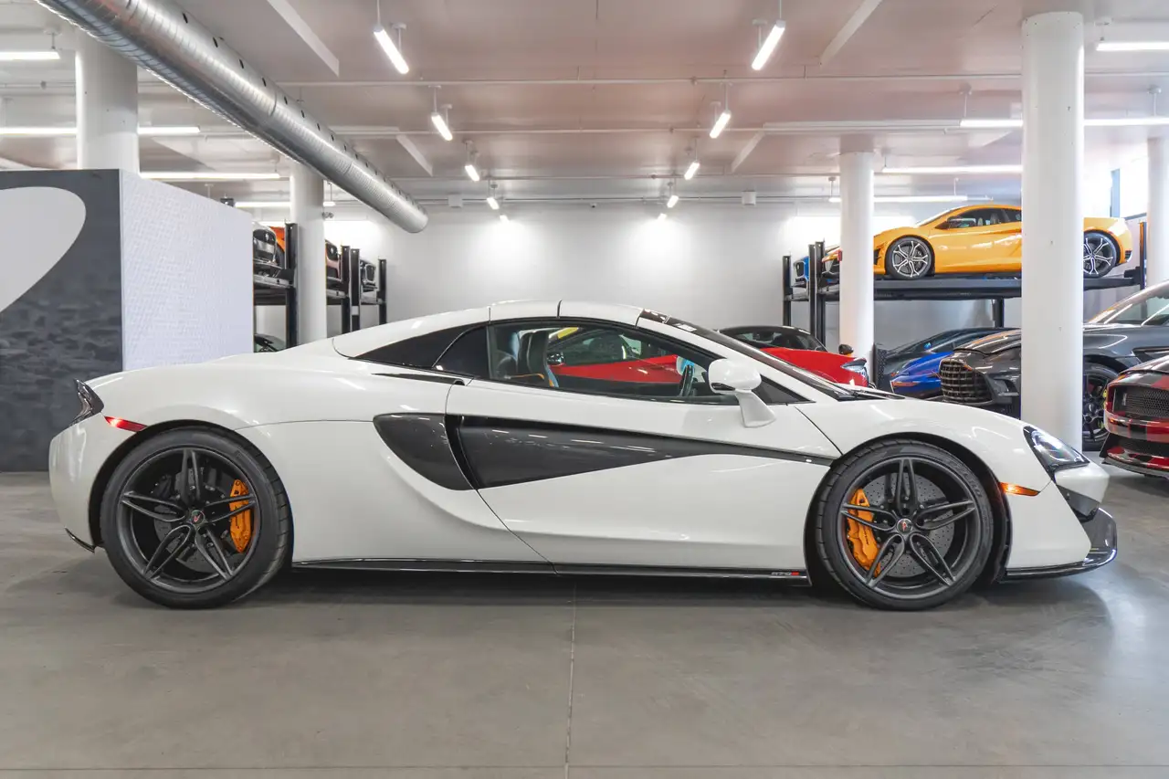 McLaren 570S photo McLaren 570S