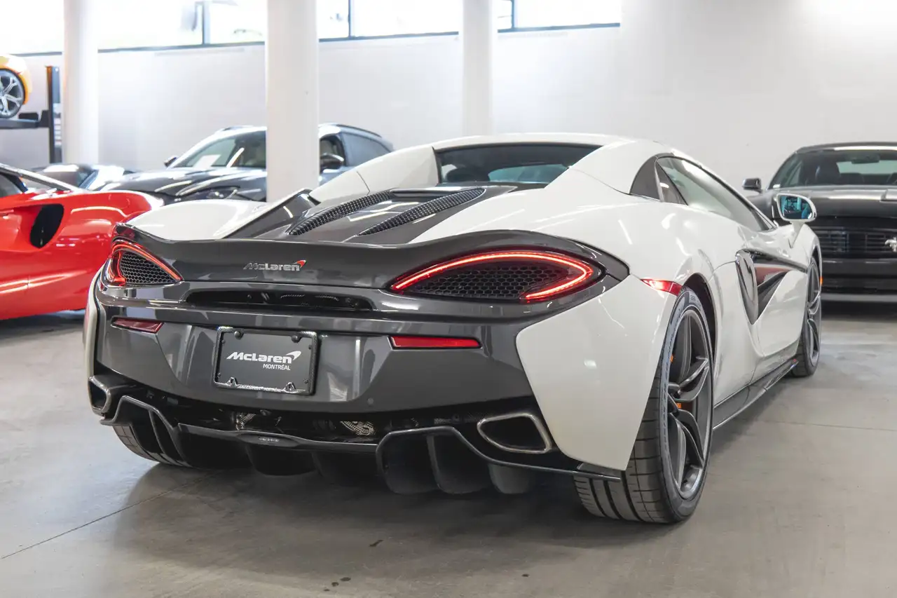 McLaren 570S photo McLaren 570S