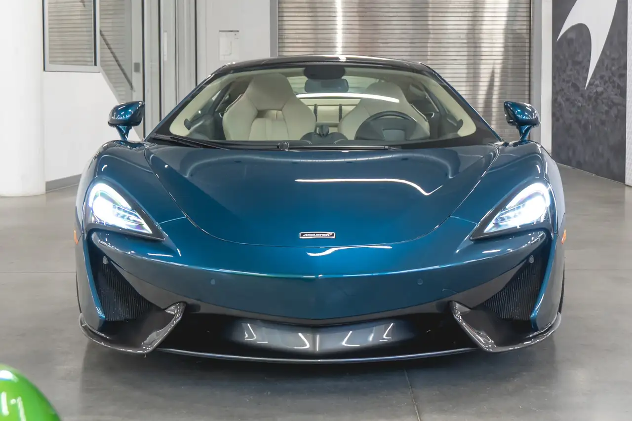 McLaren 570GT fotografie McLaren 570GT