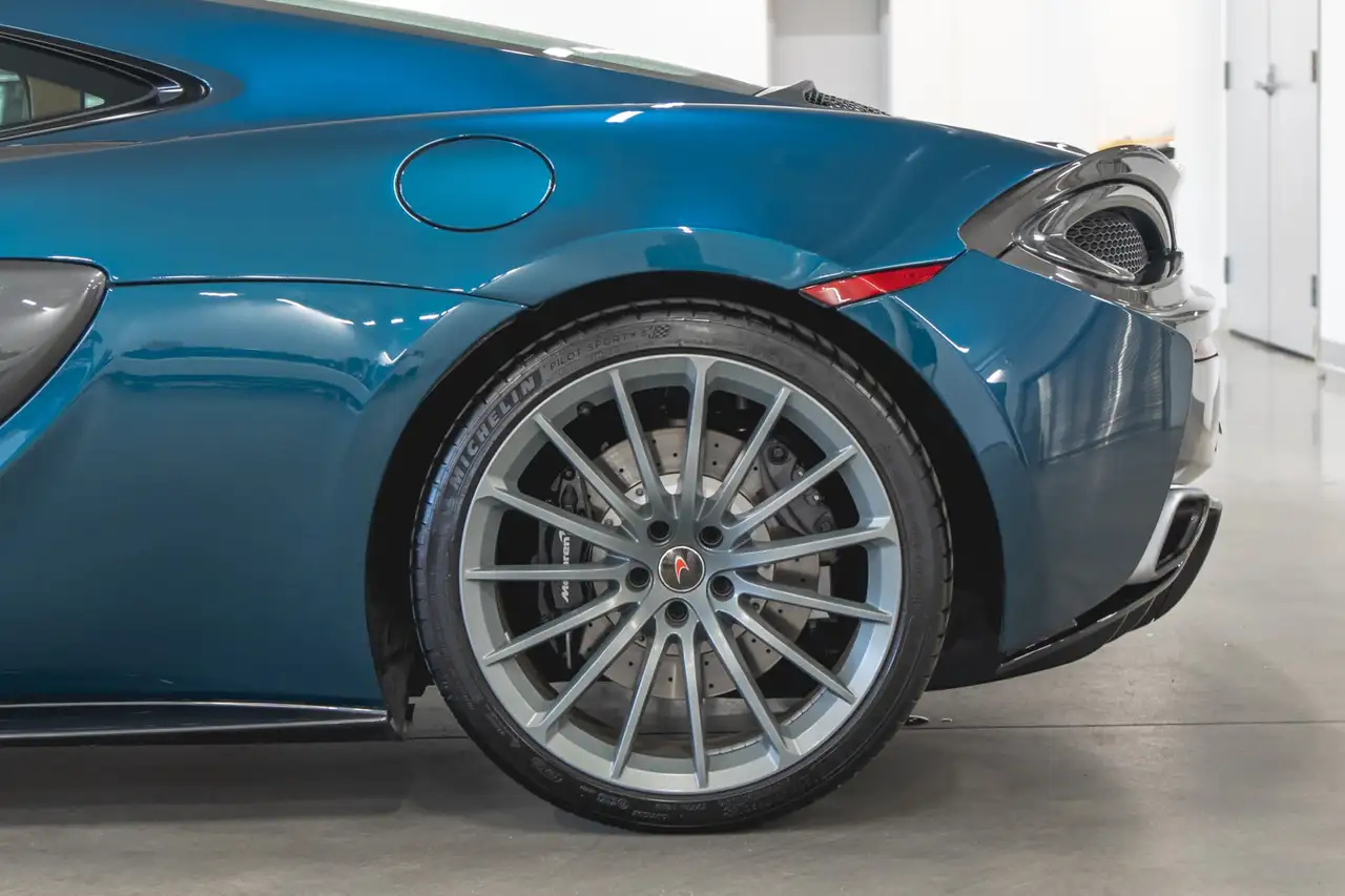 McLaren 570GT fotografie McLaren 570GT