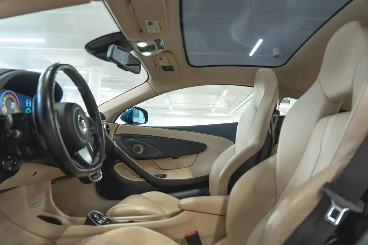 McLaren 570GT fotografie McLaren 570GT
