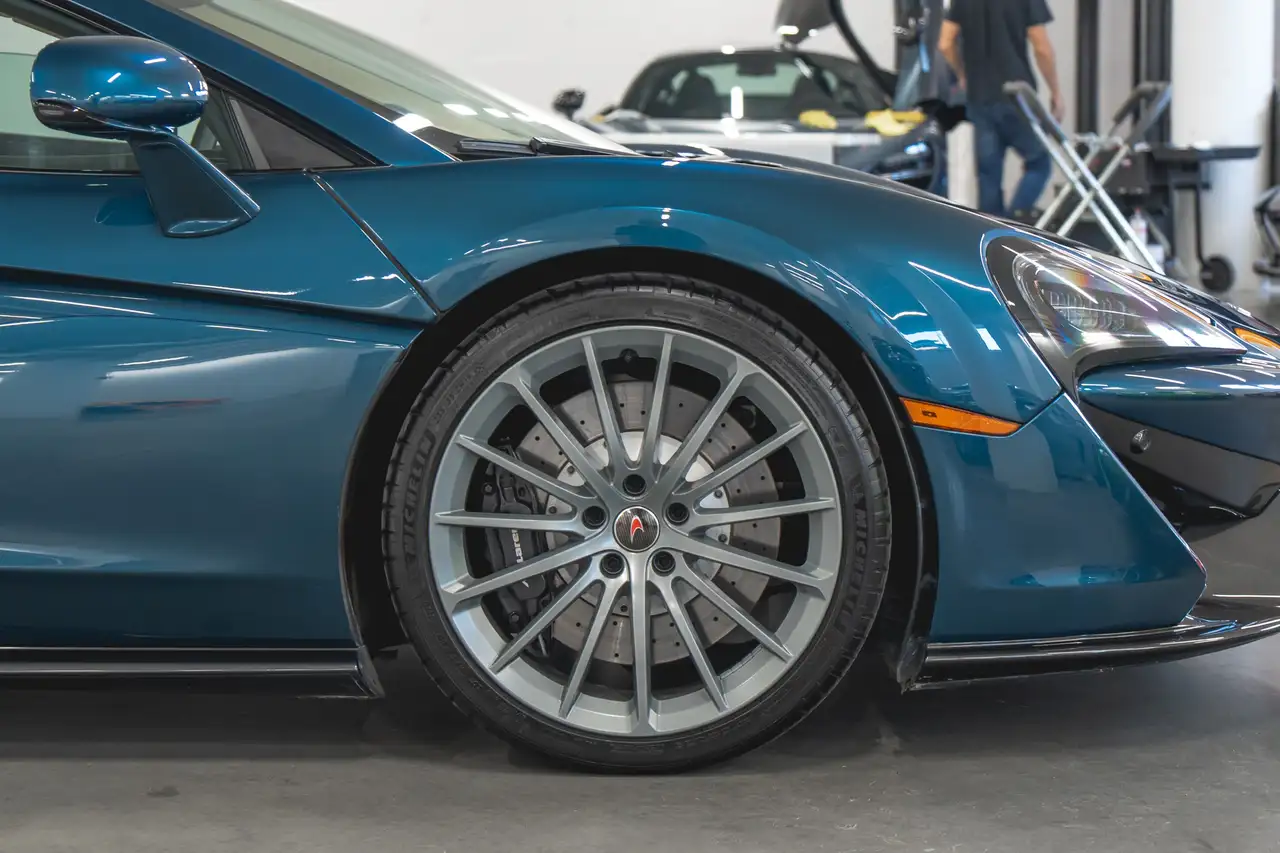 McLaren 570GT fotografie McLaren 570GT
