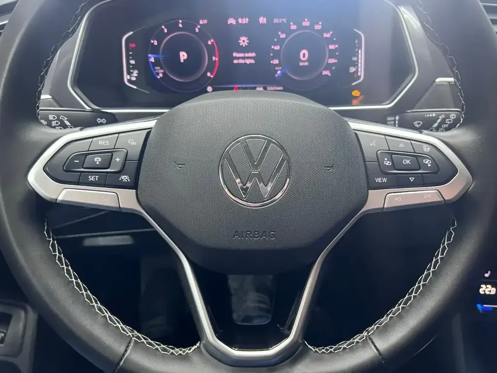 Volkswagen Tiguan снимка Volkswagen Tiguan