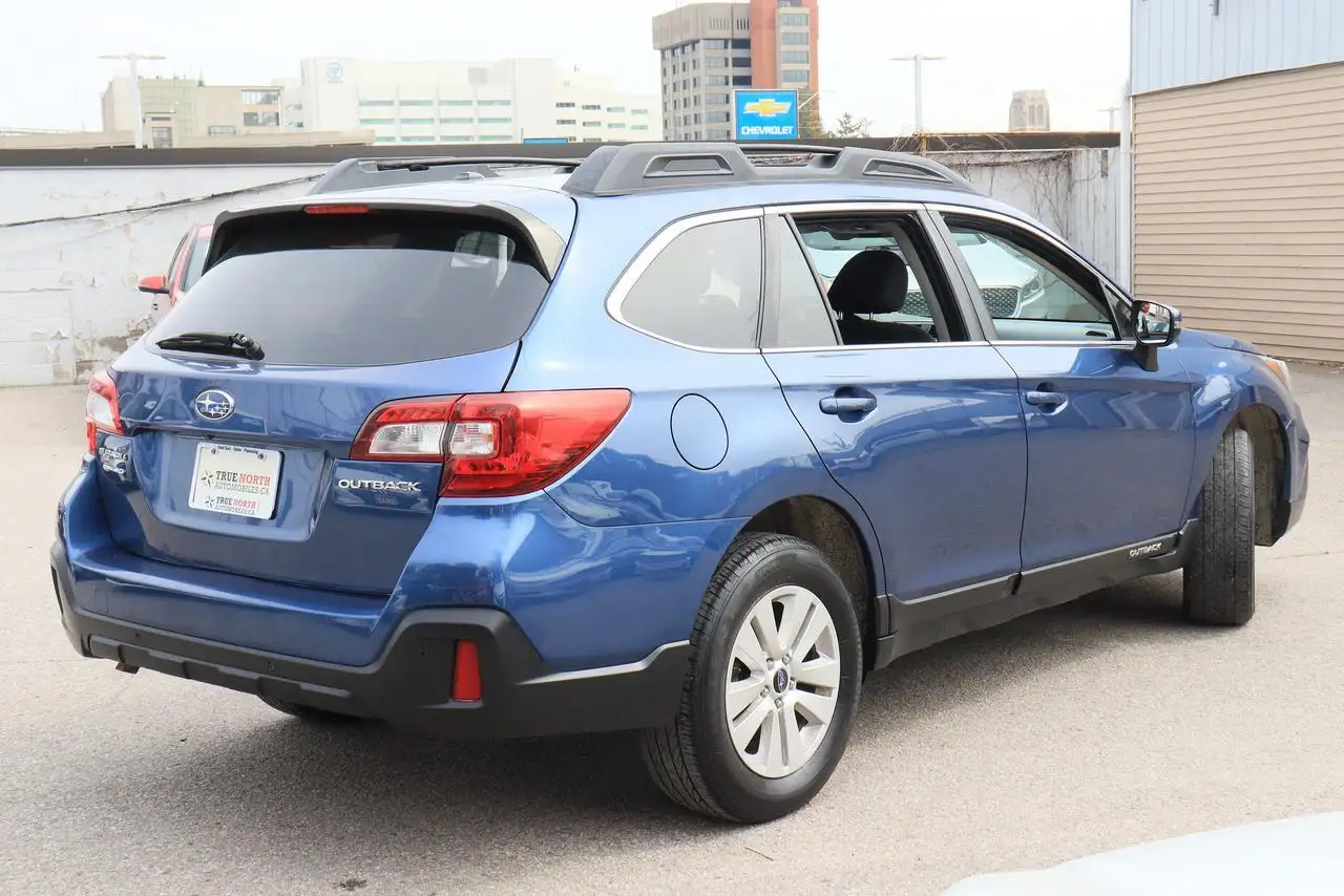 Subaru OUTBACK снимка Subaru OUTBACK