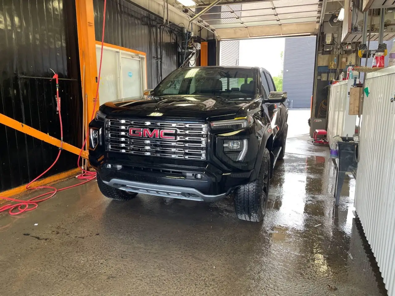 2024 GMC Canyon