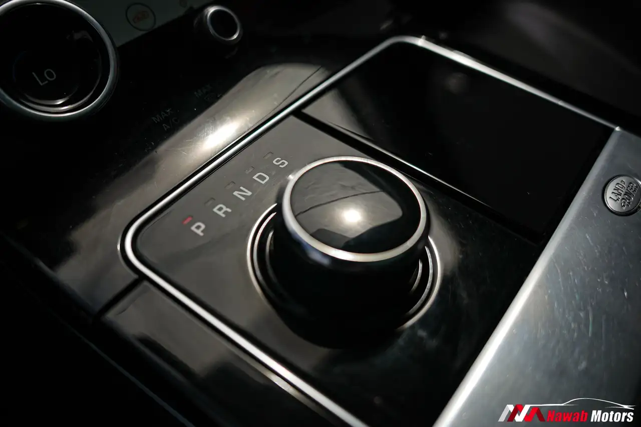 Land Rover Range Rover Velar снимка Land Rover Range Rover Velar
