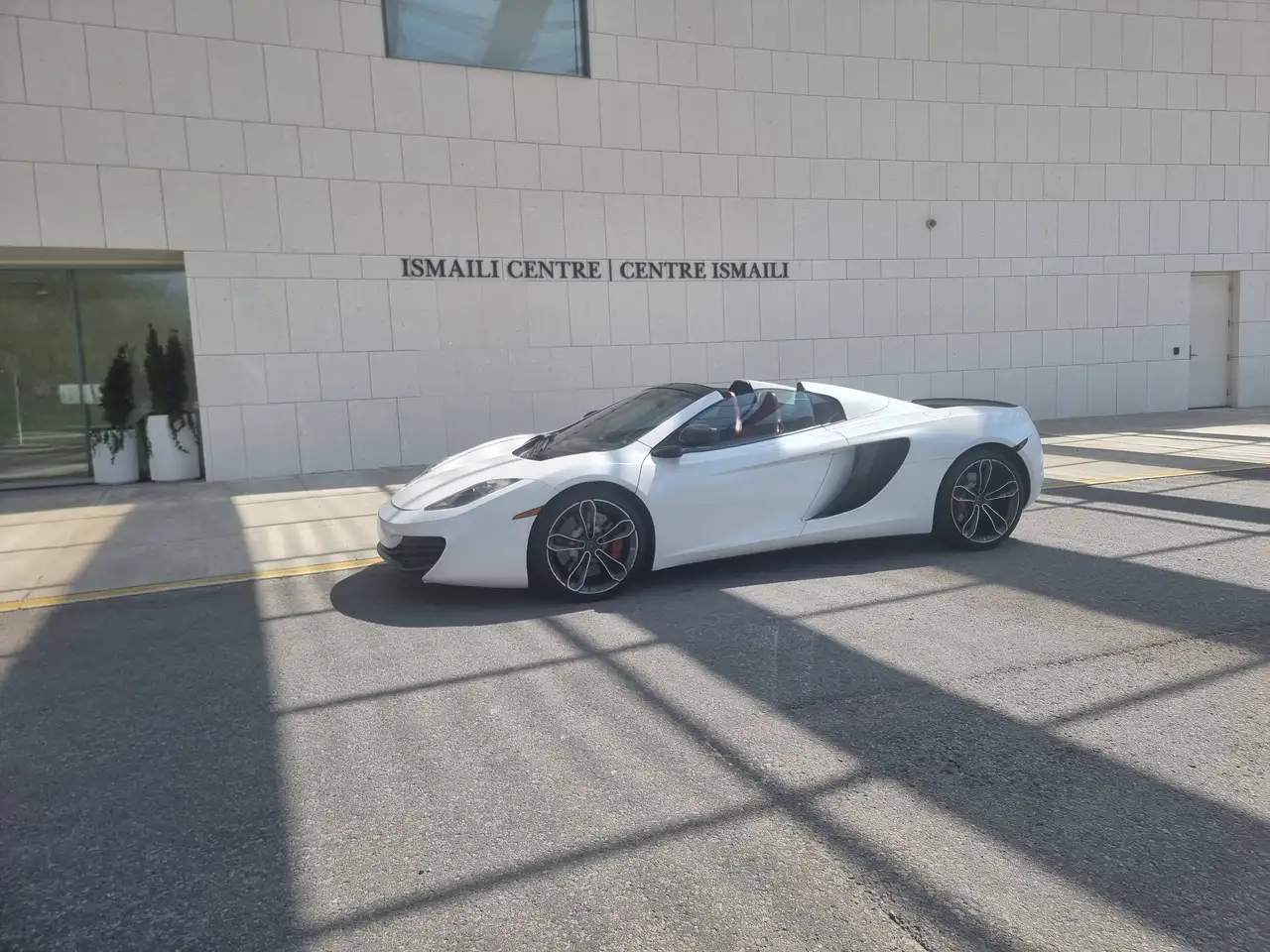 2014 McLaren MP4-12C
