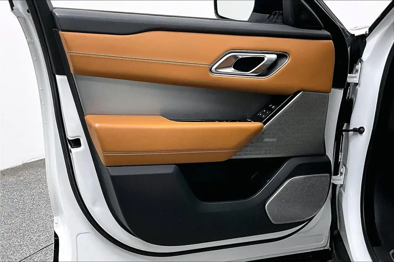 Land Rover Range Rover Velar снимка Land Rover Range Rover Velar