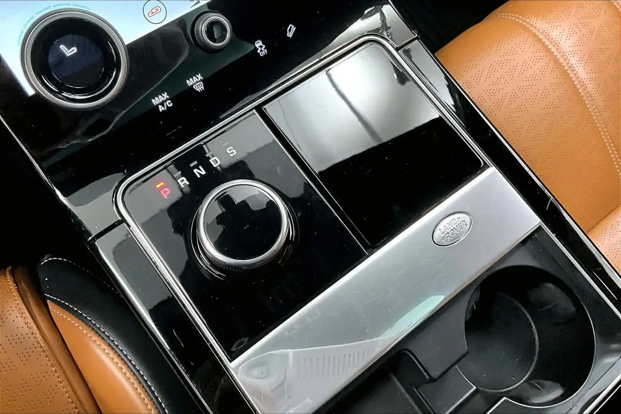Land Rover Range Rover Velar снимка Land Rover Range Rover Velar