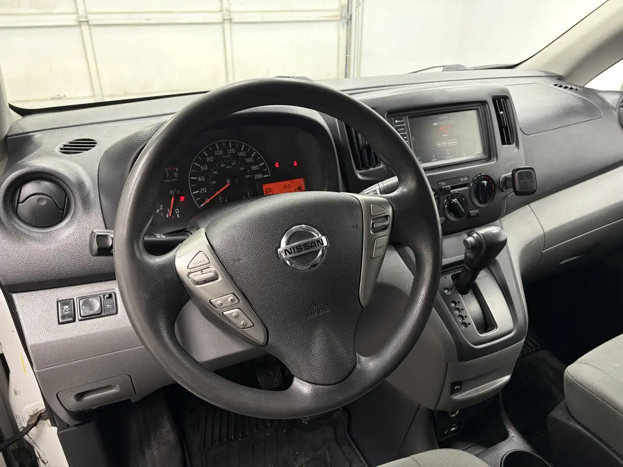 Nissan NV200 снимка Nissan NV200