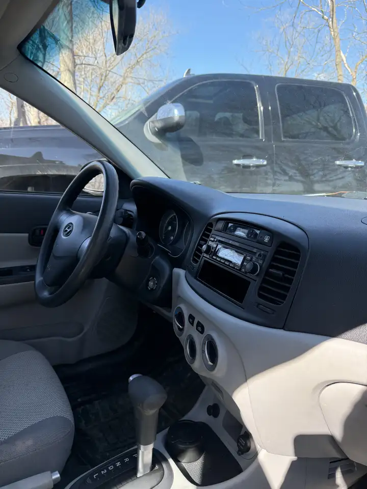 Hyundai ACCENT снимка Hyundai ACCENT