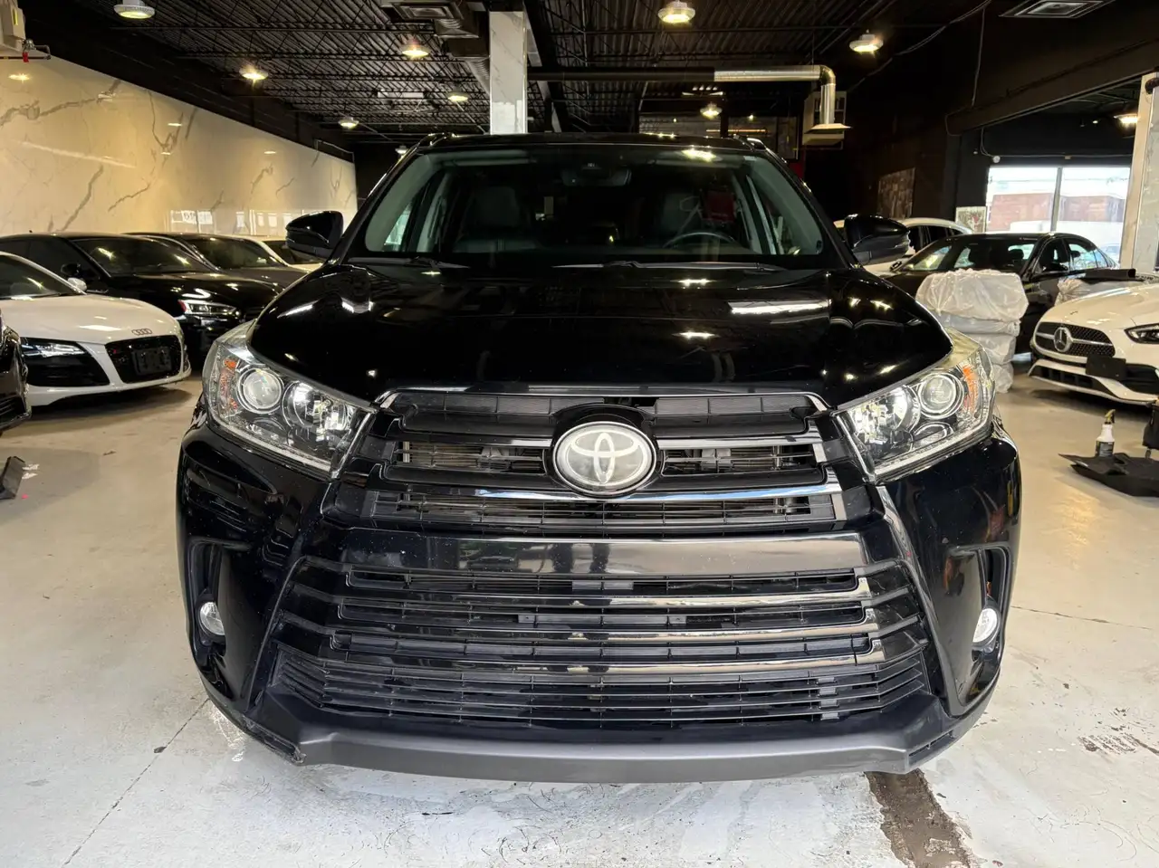 Toyota Highlander photo Toyota Highlander