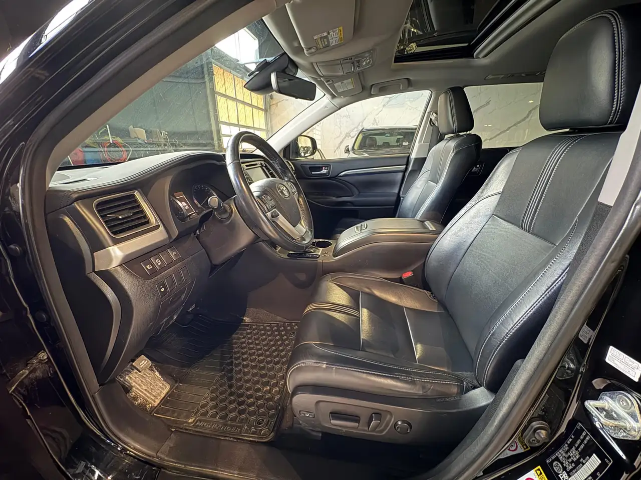 Toyota Highlander photo Toyota Highlander
