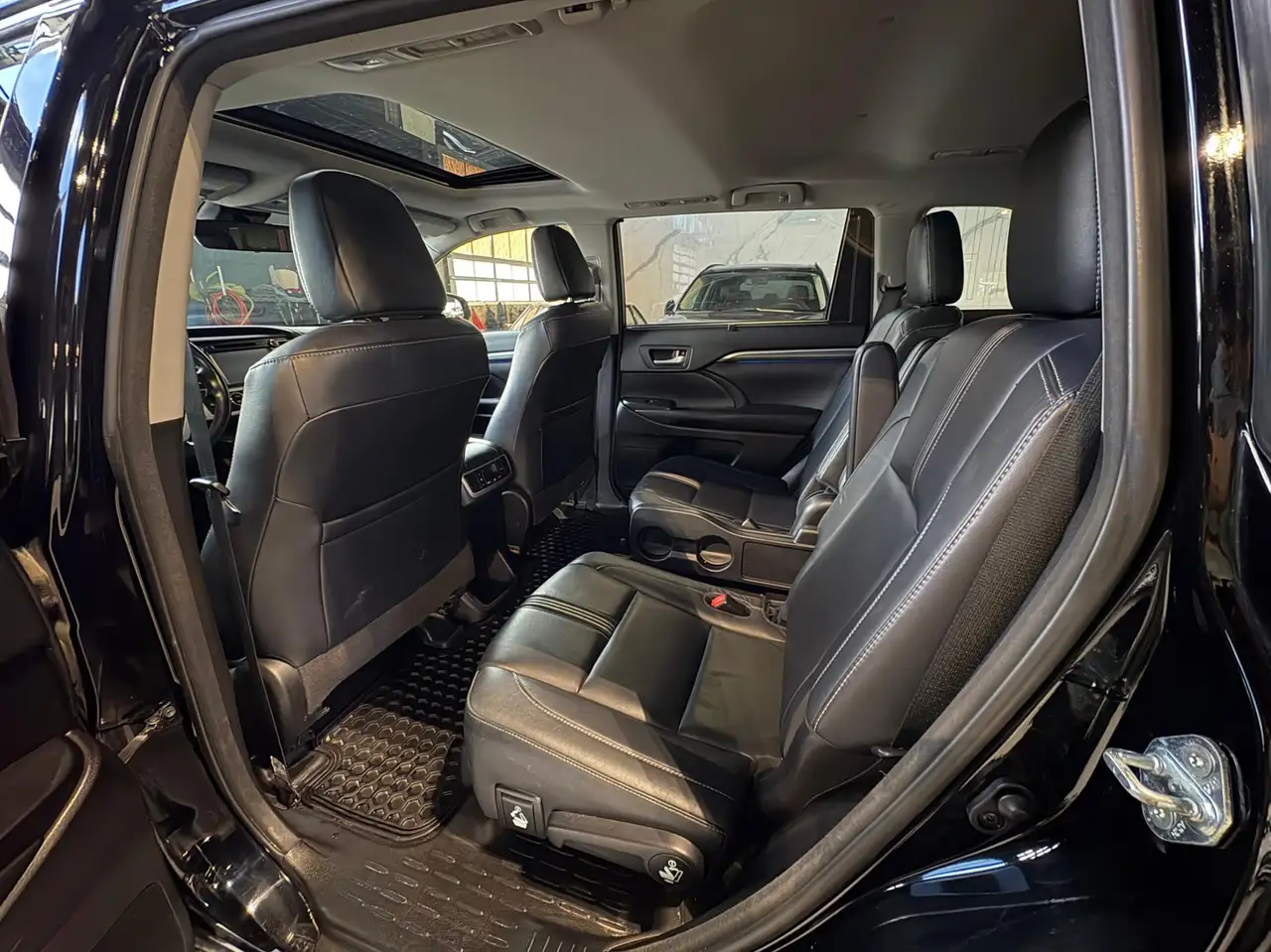 Toyota Highlander photo Toyota Highlander