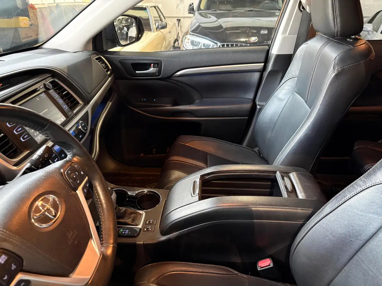 Toyota Highlander photo Toyota Highlander