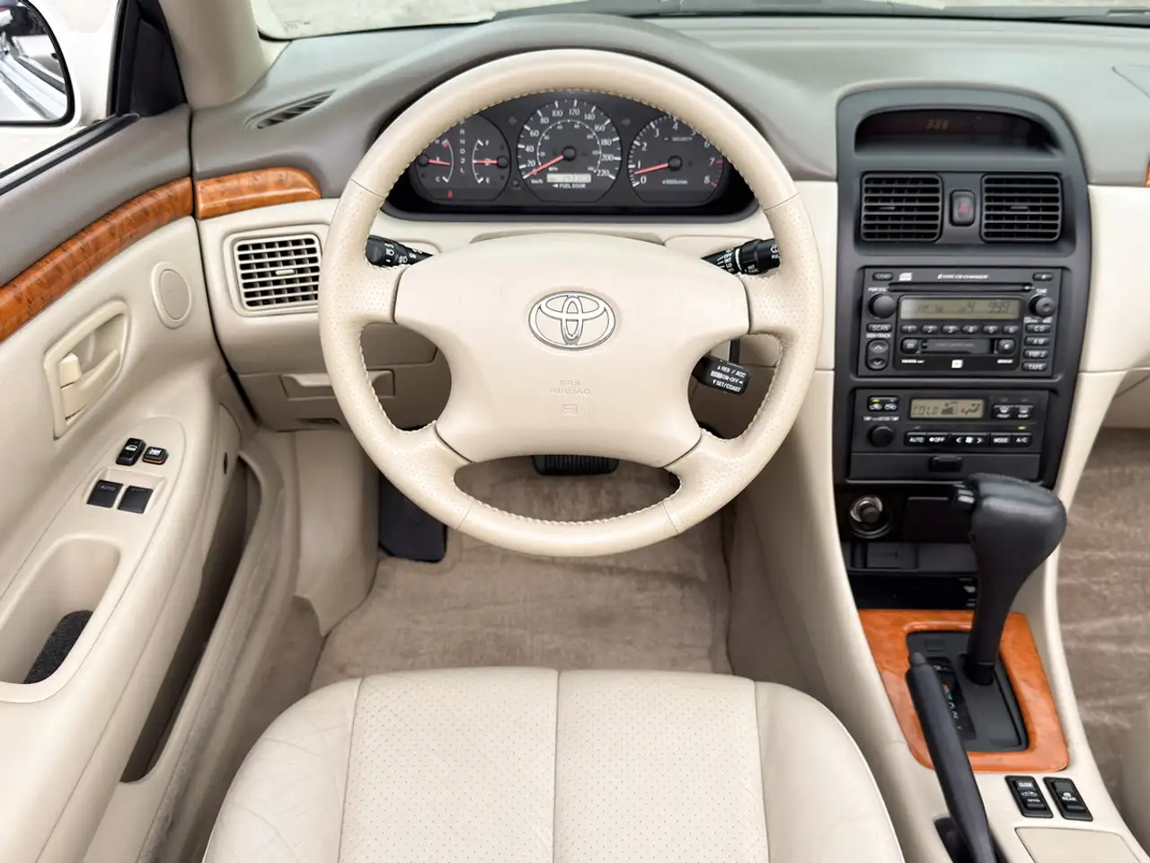 Toyota Camry photo Toyota Camry