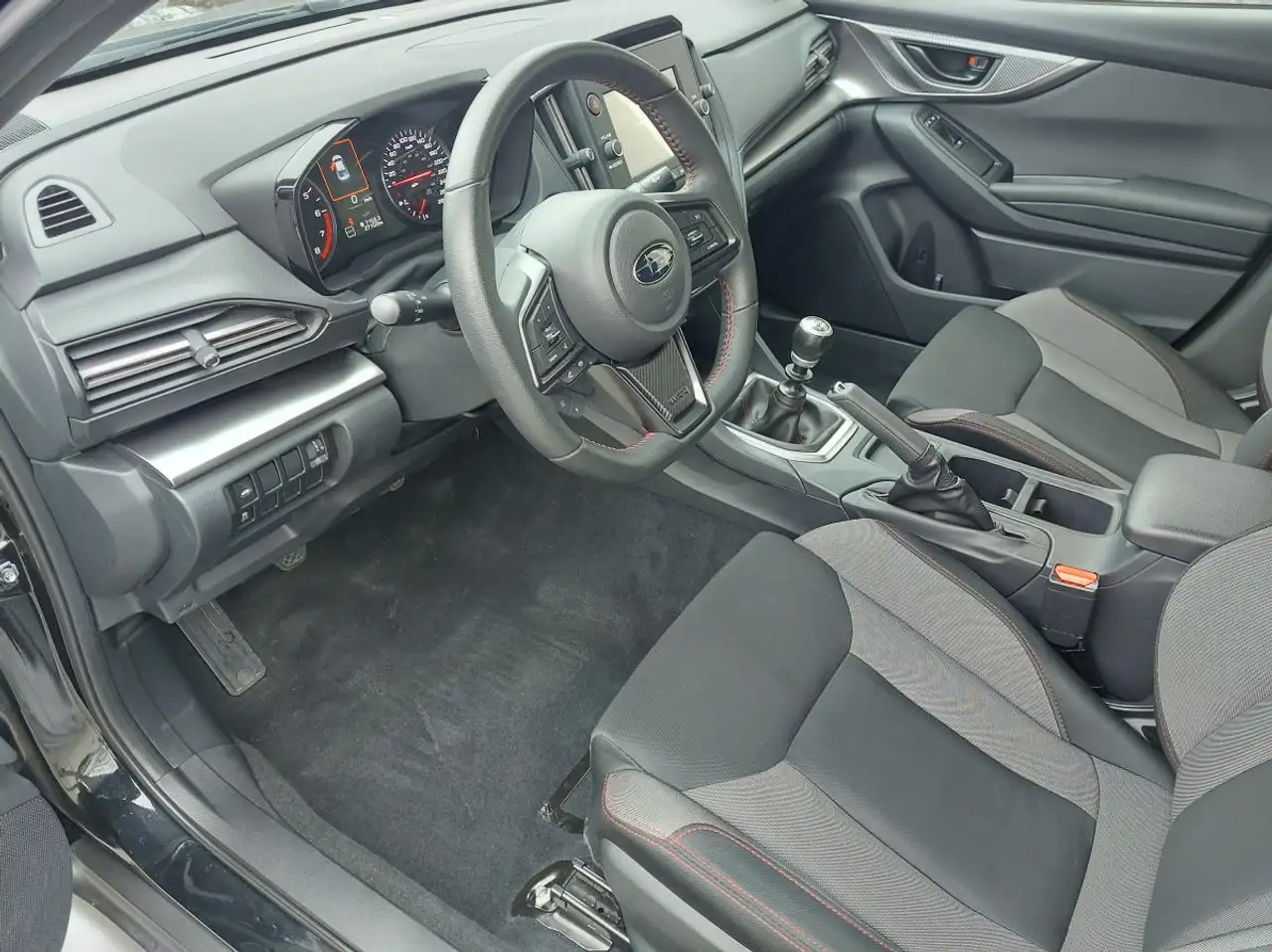 Subaru WRX снимка Subaru WRX