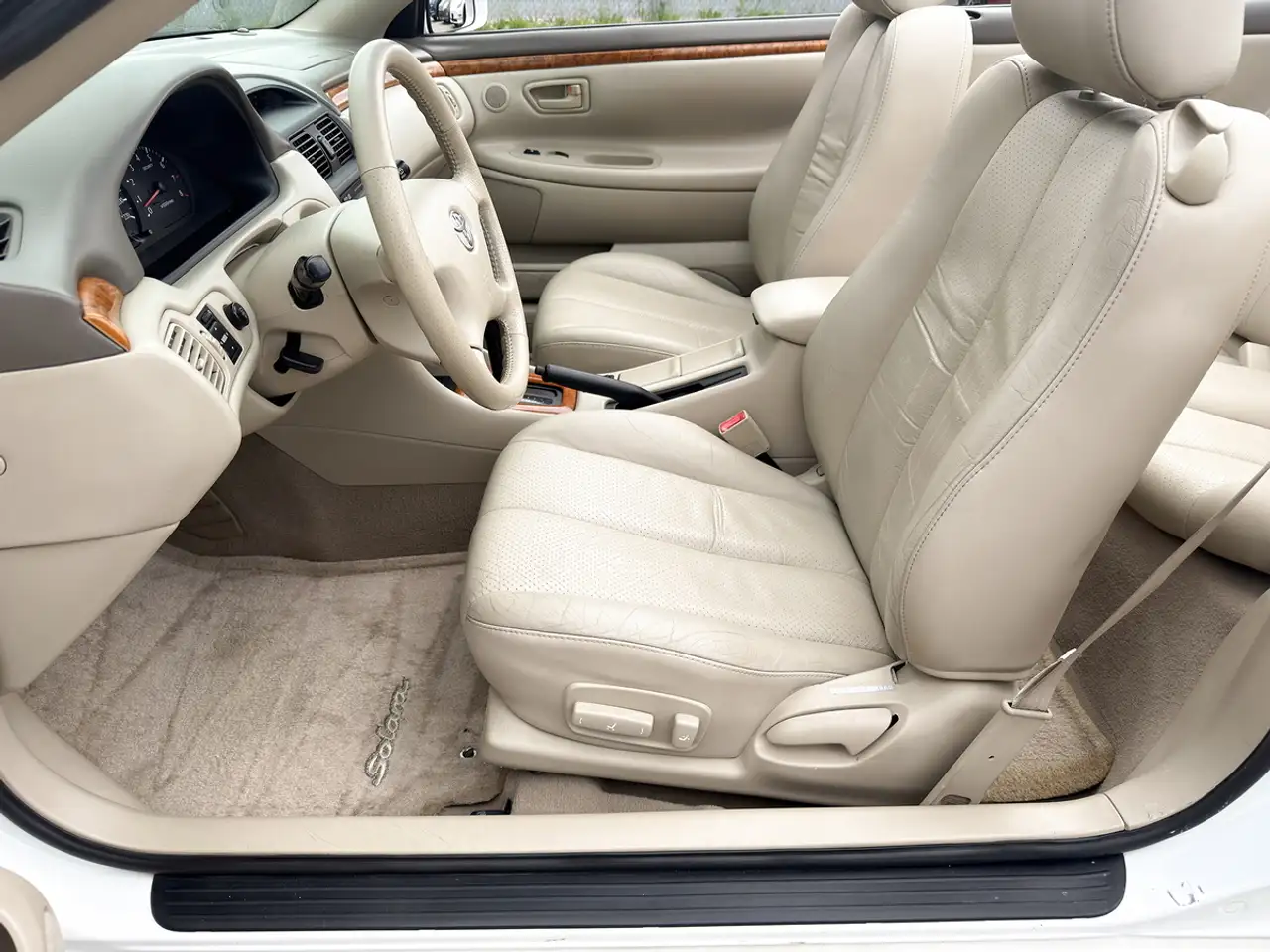 Toyota Camry photo Toyota Camry
