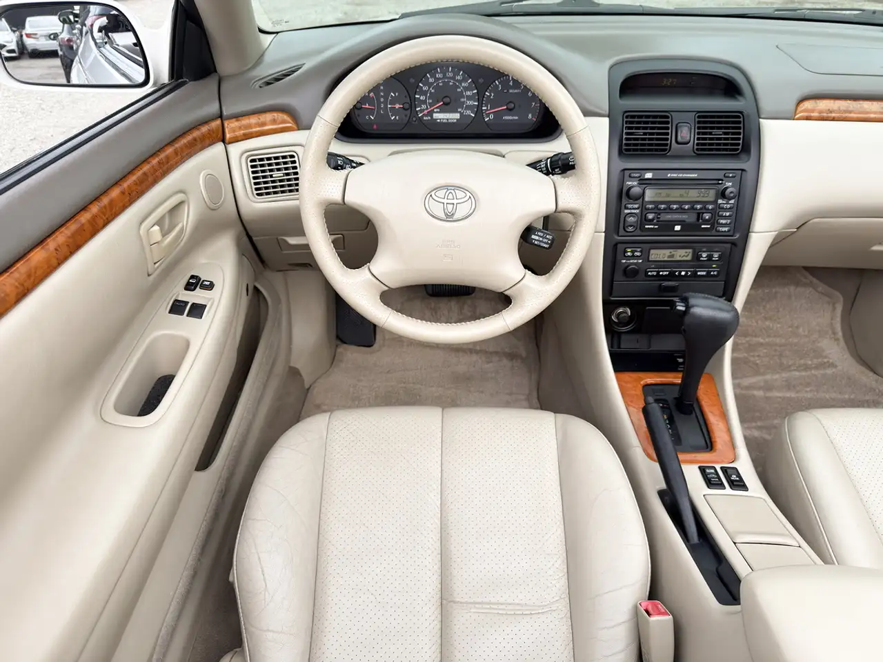Toyota Camry photo Toyota Camry