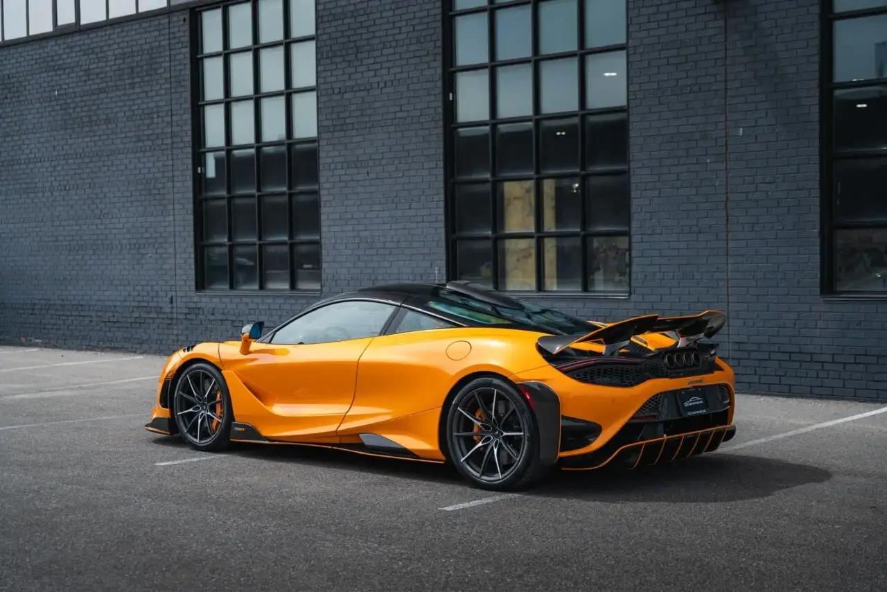 McLaren 765LT fotografie McLaren 765LT