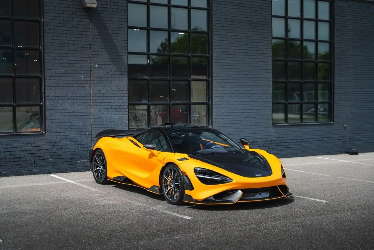 McLaren 765LT fotografie McLaren 765LT