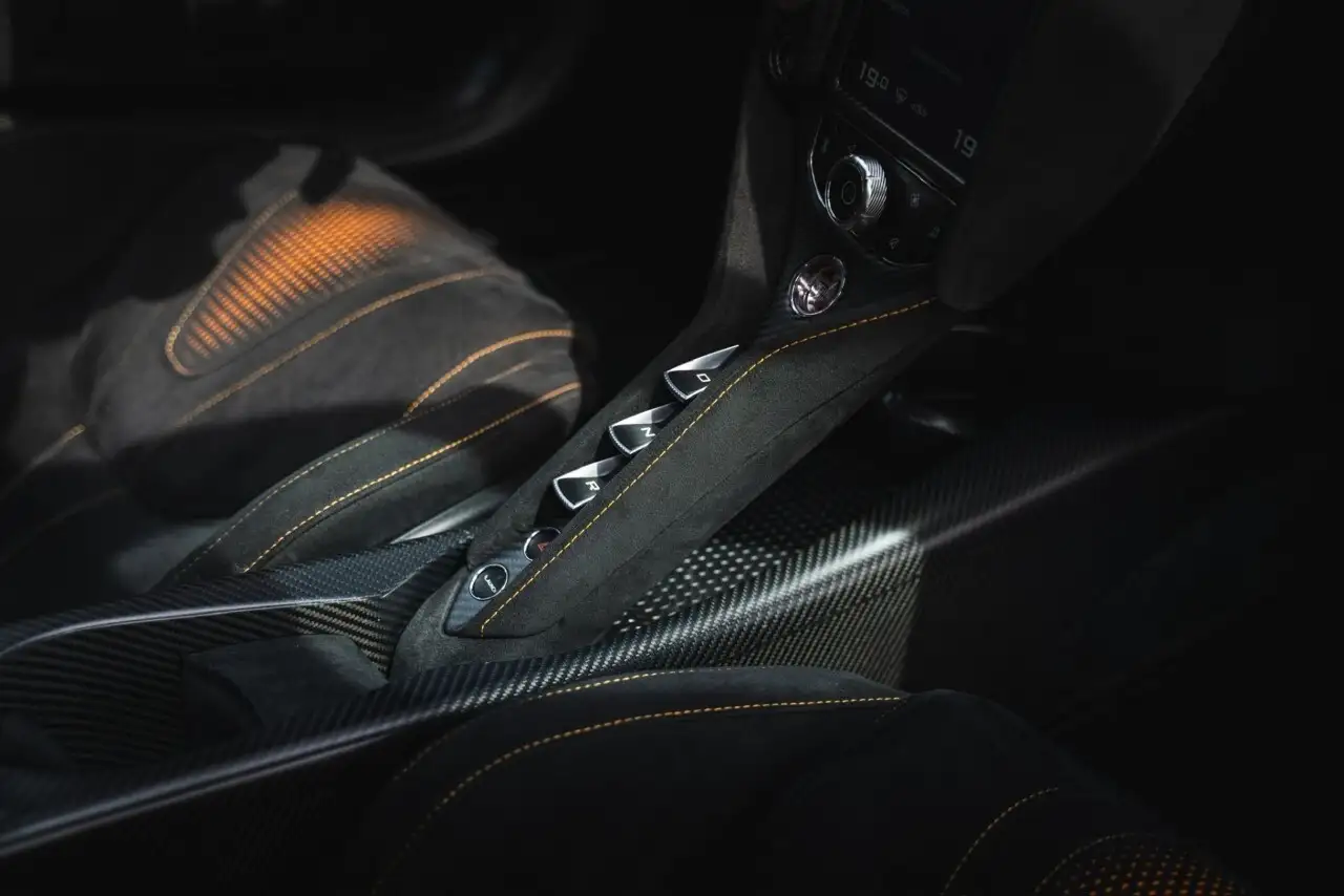 McLaren 765LT fotografie McLaren 765LT