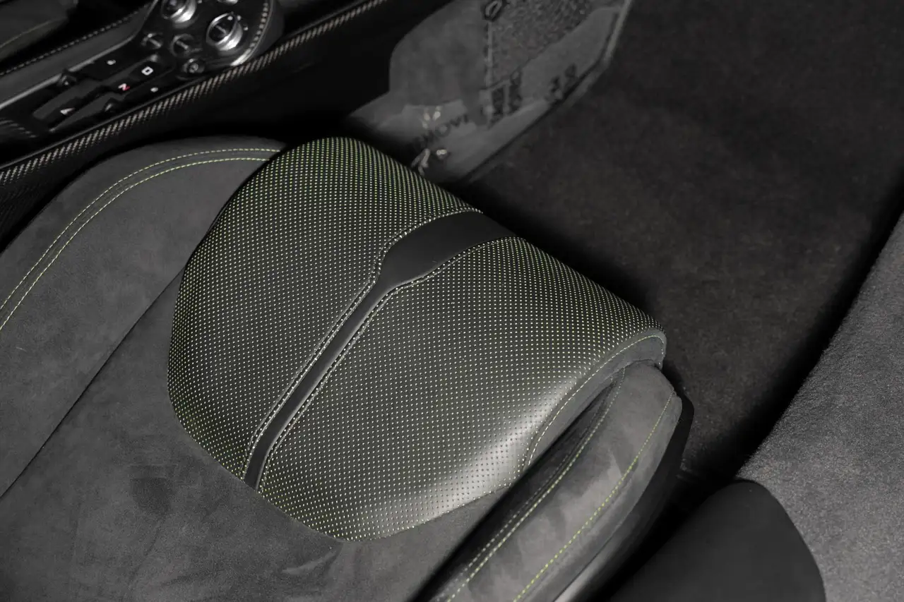 McLaren 570GT снимка McLaren 570GT