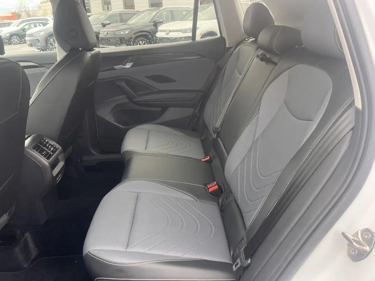 Volkswagen Tiguan снимка Volkswagen Tiguan
