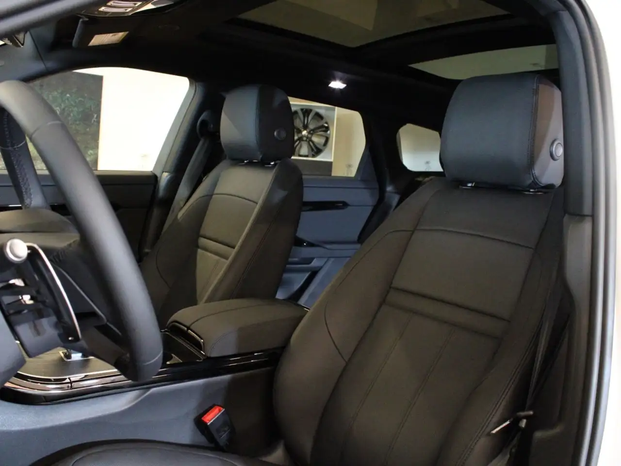 Land Rover Range Rover Evoque снимка Land Rover Range Rover Evoque