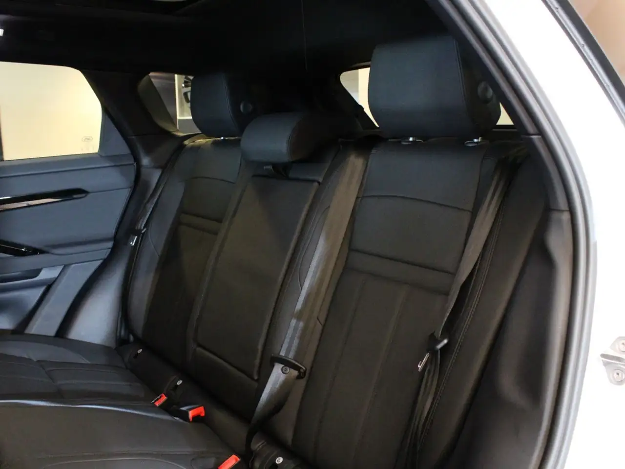 Land Rover Range Rover Evoque снимка Land Rover Range Rover Evoque