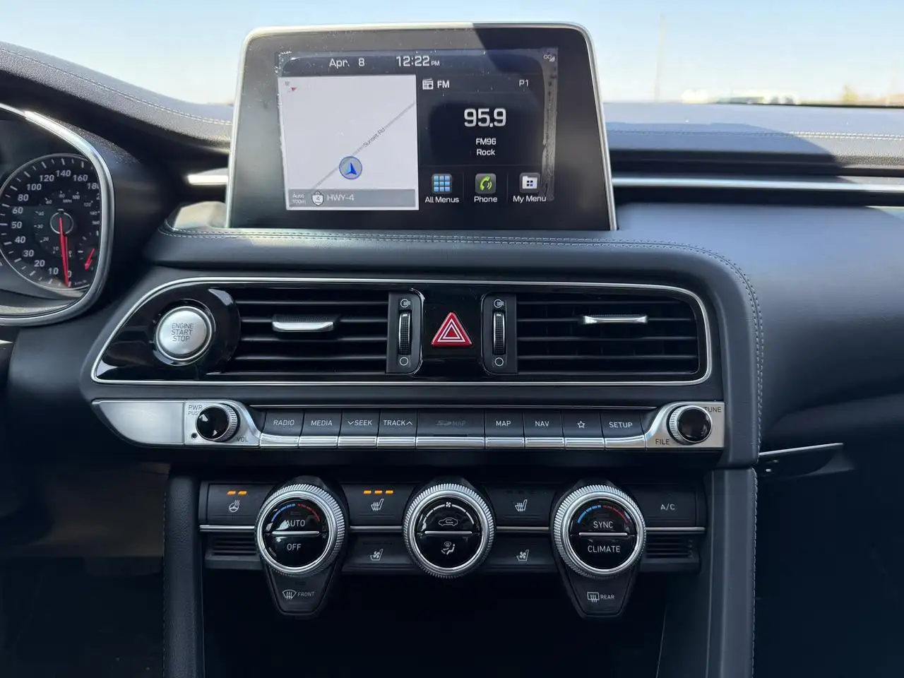 Genesis G70 снимка Genesis G70