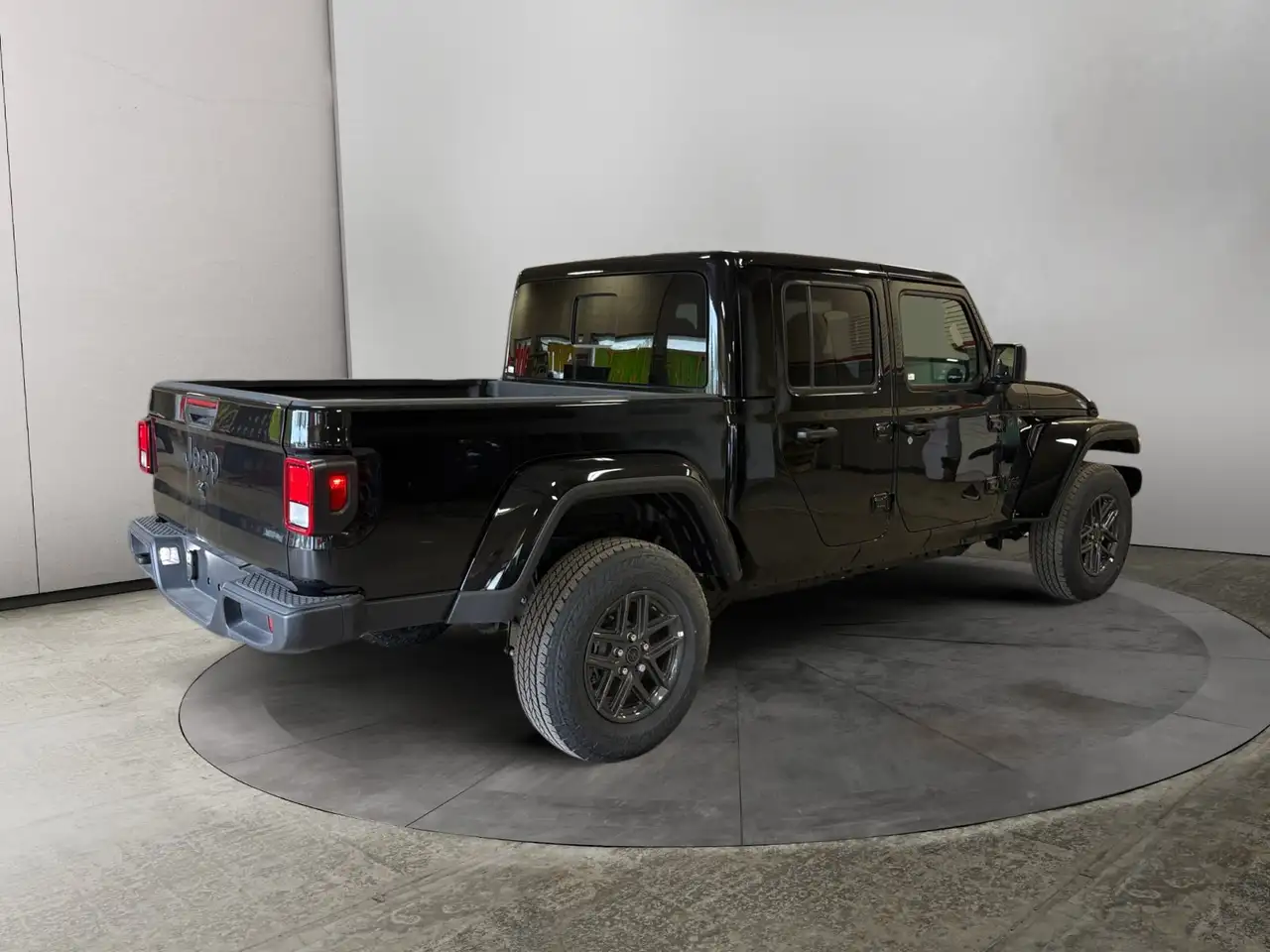 Jeep Gladiator снимка Jeep Gladiator