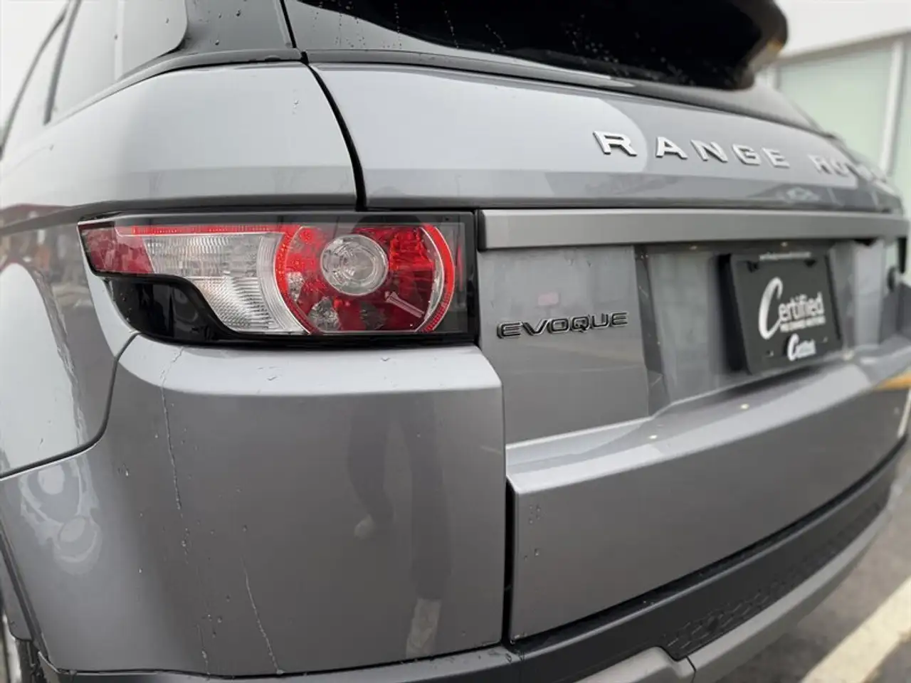 Land Rover Range Rover Evoque photo Land Rover Range Rover Evoque