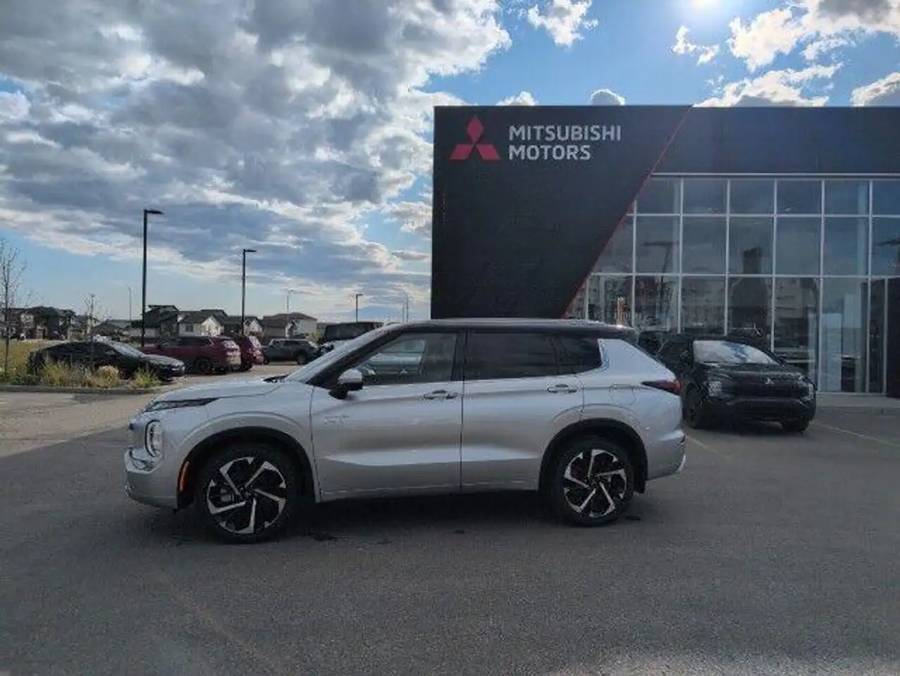 Mitsubishi Outlander снимка Mitsubishi Outlander