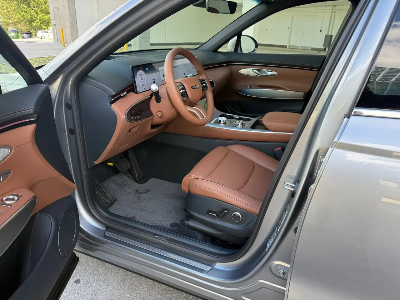 Genesis GV70 снимка Genesis GV70