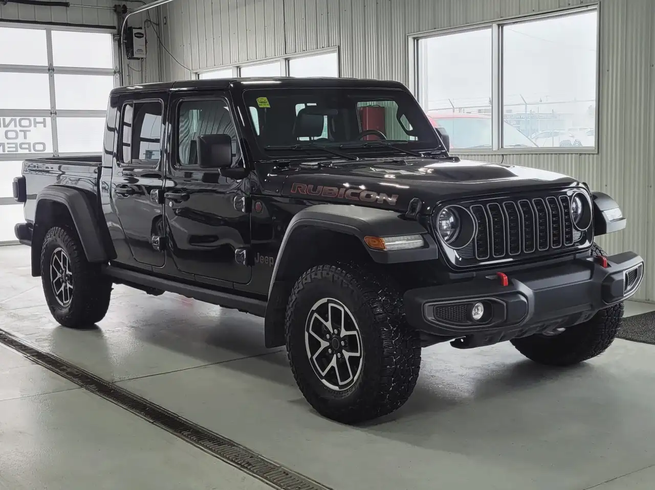 2025 Jeep Gladiator