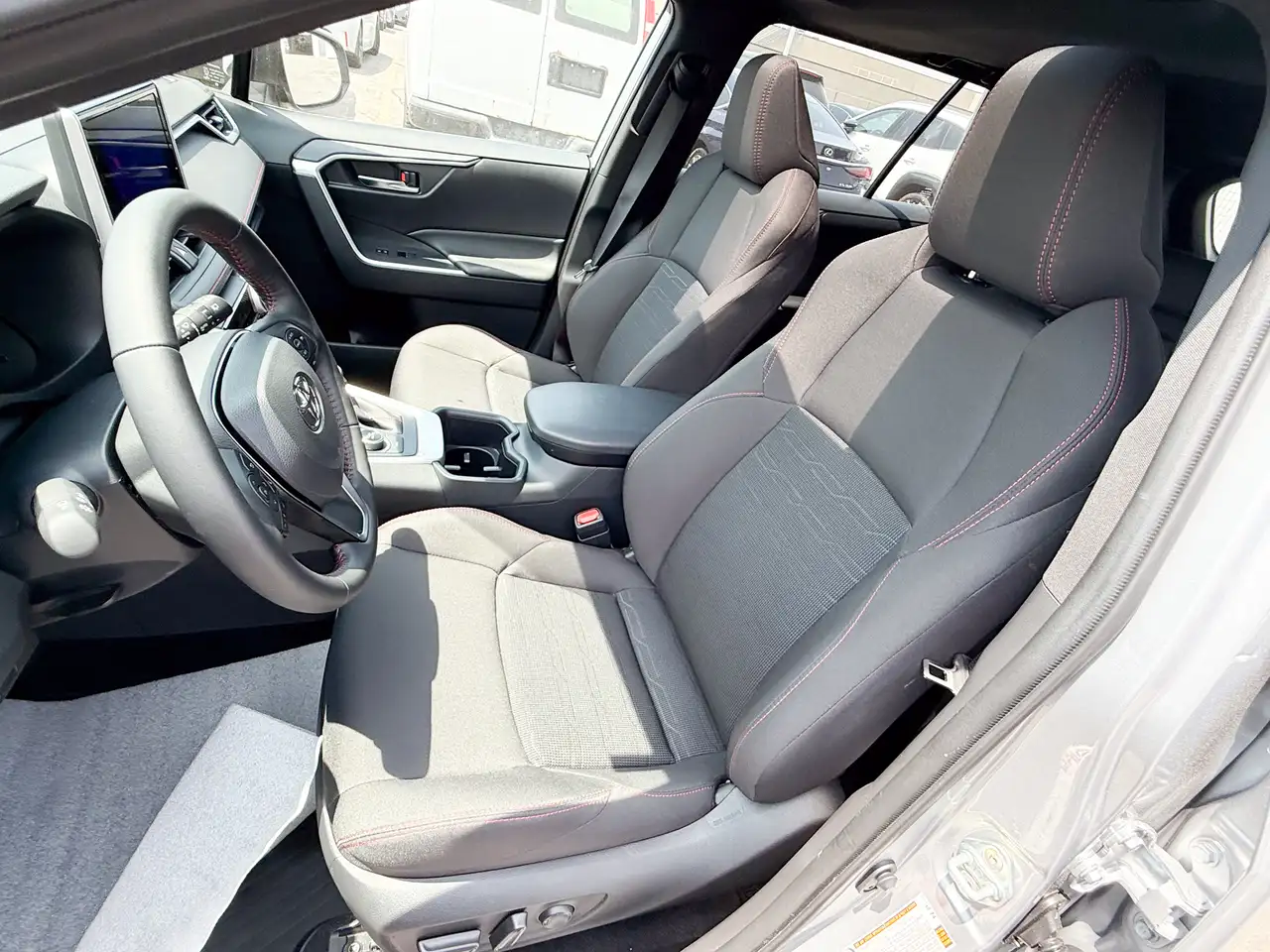 Toyota RAV 4 снимка Toyota RAV 4