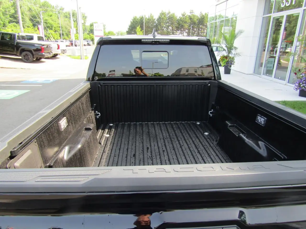 Toyota Tacoma снимка Toyota Tacoma