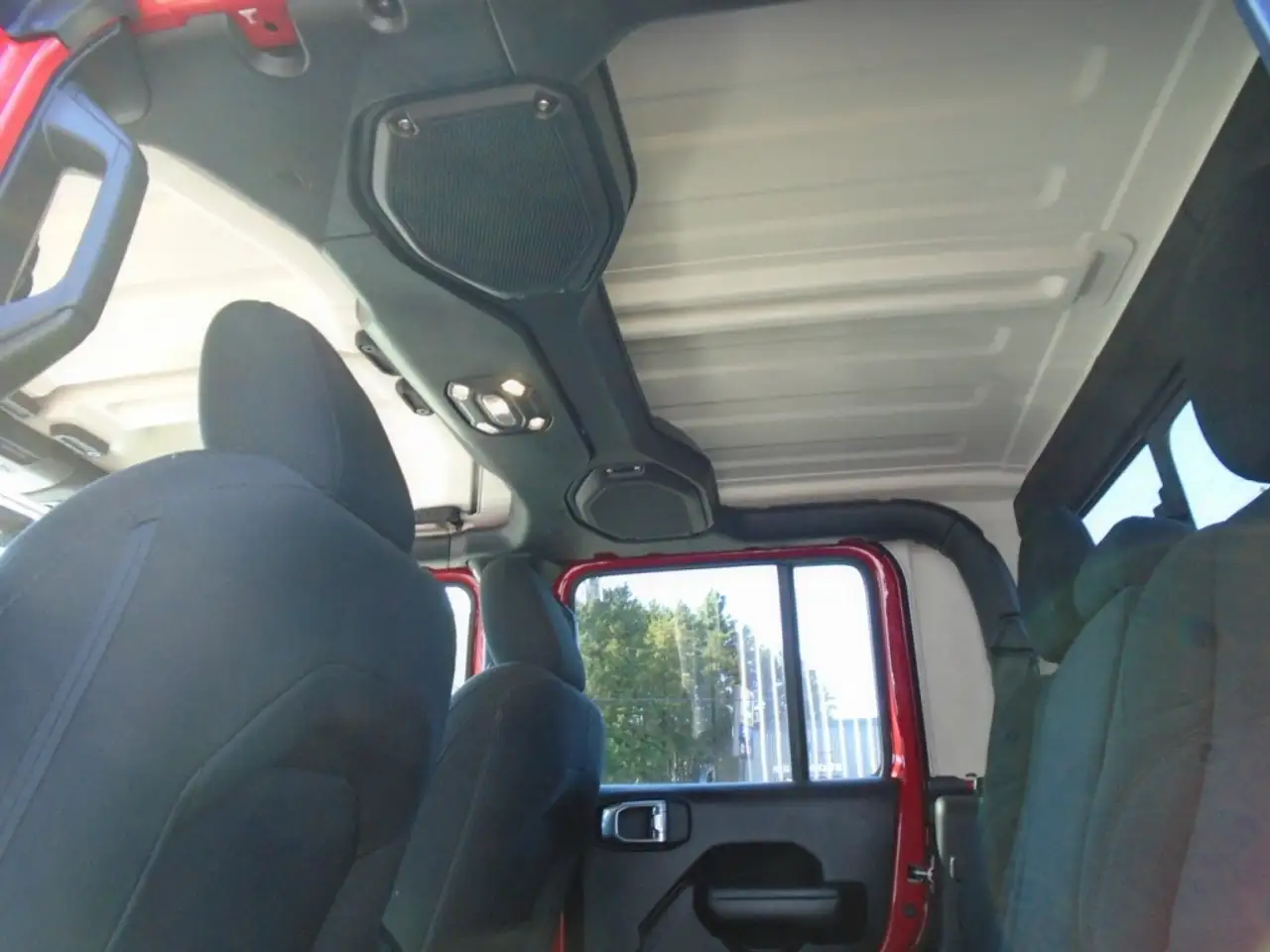 Jeep Gladiator photo Jeep Gladiator