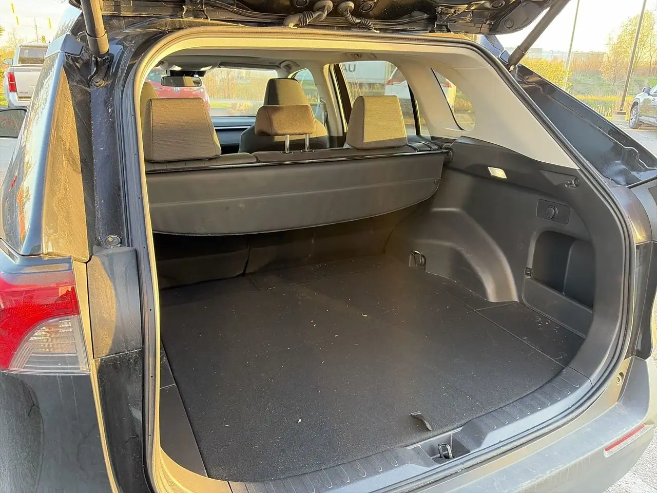 Toyota RAV 4 снимка Toyota RAV 4