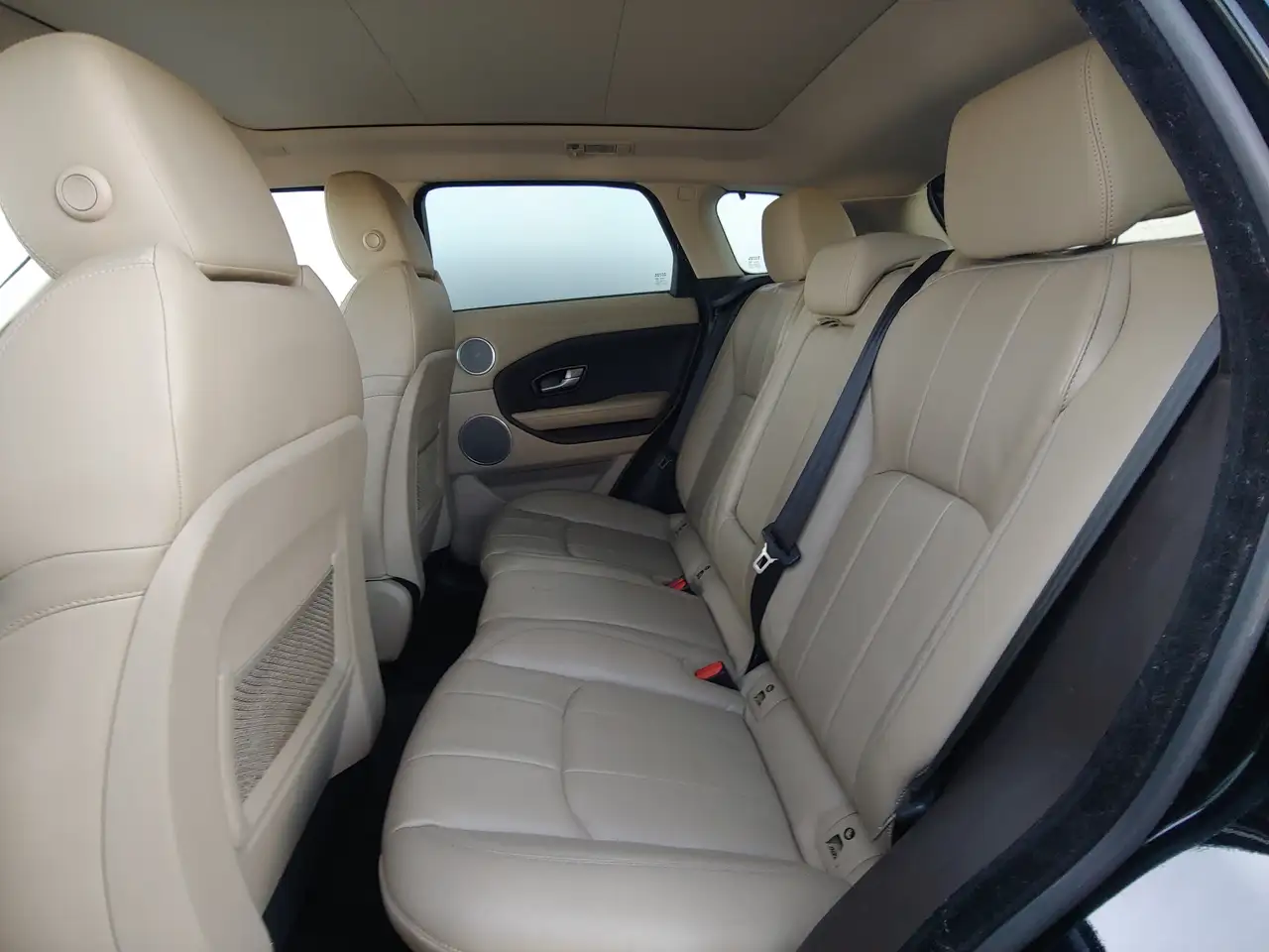 Land Rover Range Rover Evoque photo Land Rover Range Rover Evoque